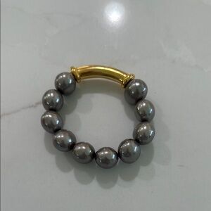 Elegant Gray Pearl Beaded Bracelet w 14k over brass piece